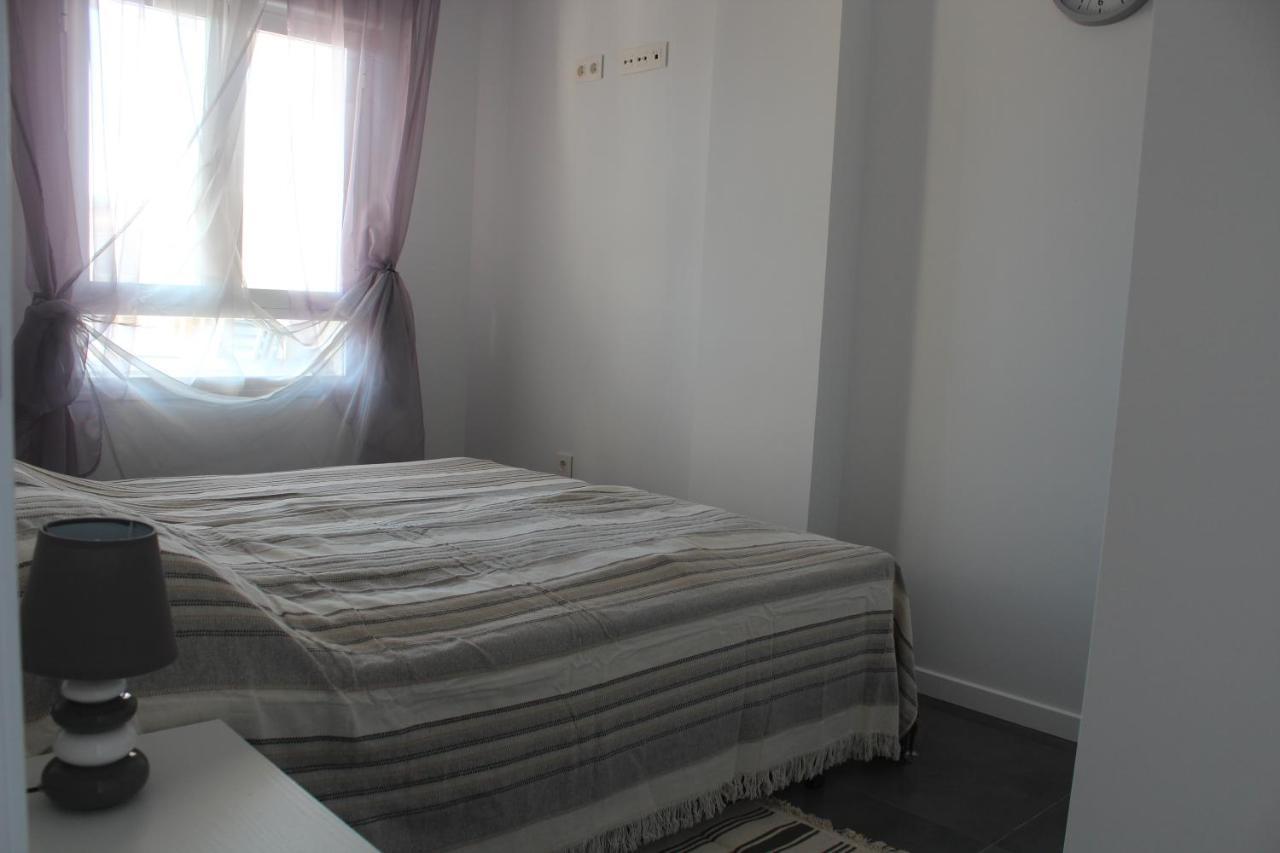 New Apartment With Sea View Of Andrew And Natallia Campoamor Exterior photo