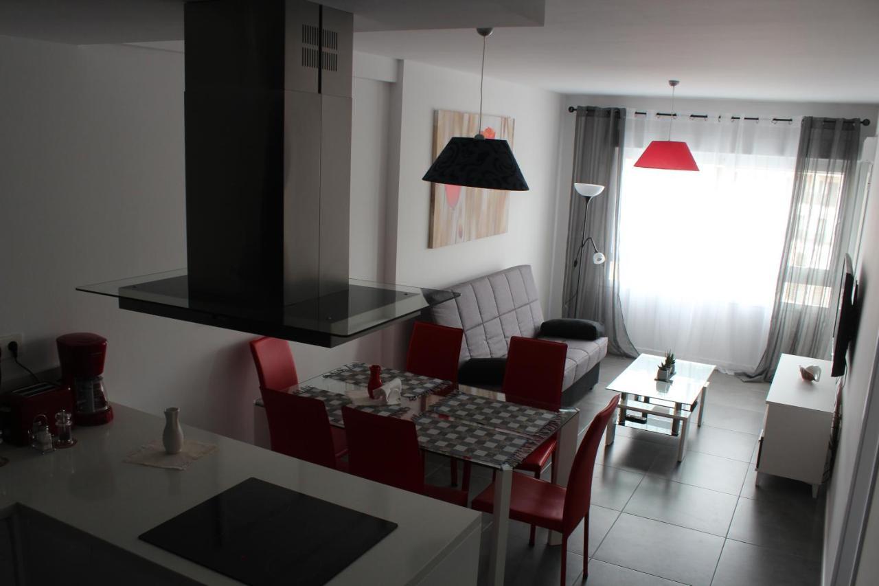 New Apartment With Sea View Of Andrew And Natallia Campoamor Exterior photo
