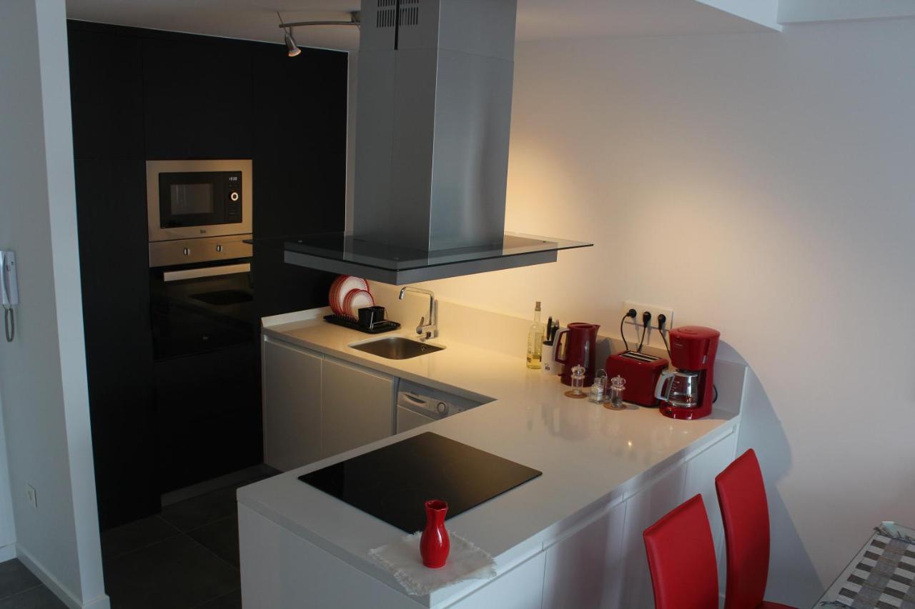 New Apartment With Sea View Of Andrew And Natallia Campoamor Exterior photo